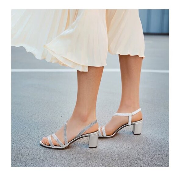 Naturalizer Women's Vanessa White Satin Rhinestone Dress Strappy Sandals Size 7M - Picture 3 of 12